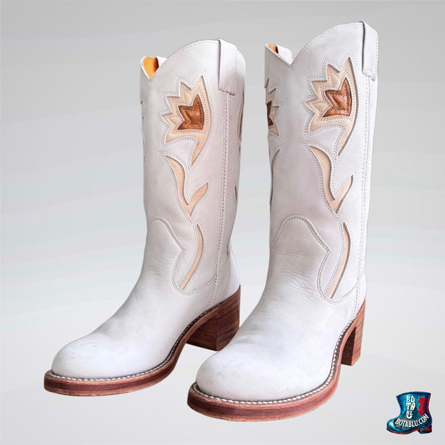 FRYE Vintage Sabrina Flower White Cowboy Boots - Botablu