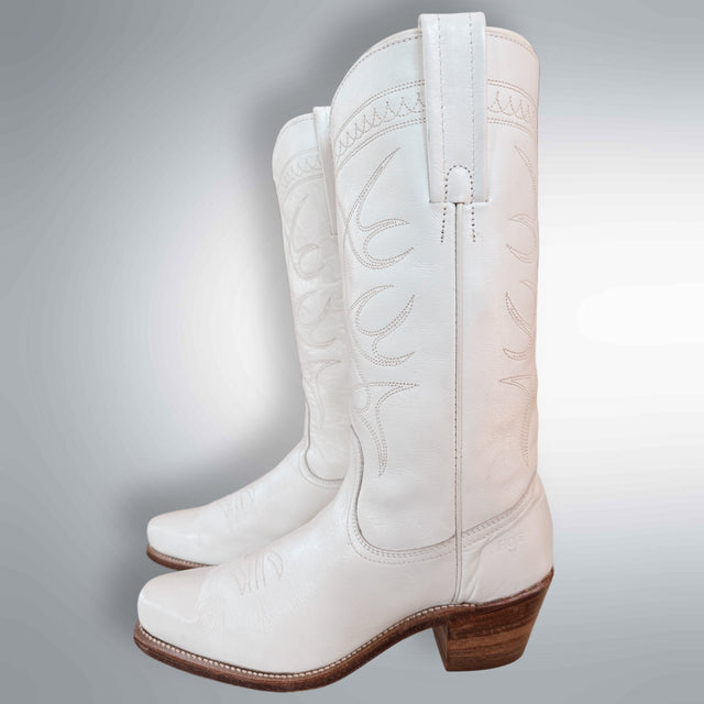 FRYE Vintage White Cowboy Boots - Botablu
