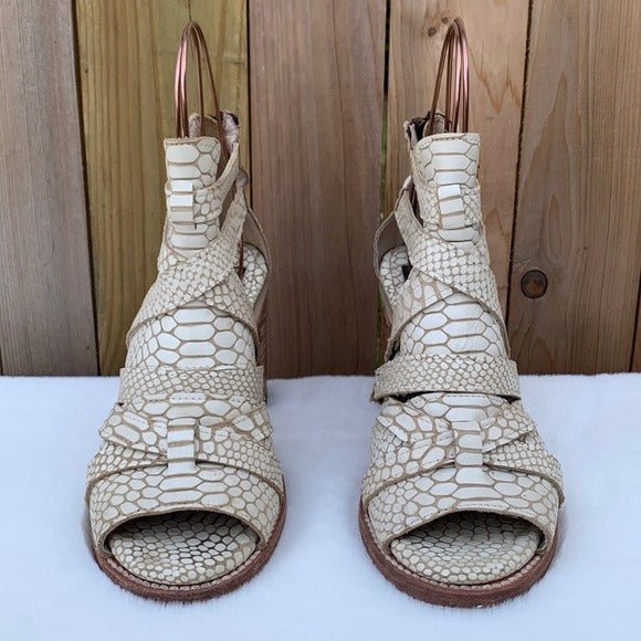 FREEBIRD BY STEVEN Claw White Snake Leather Strappy Boho Western Sandals - Botablu