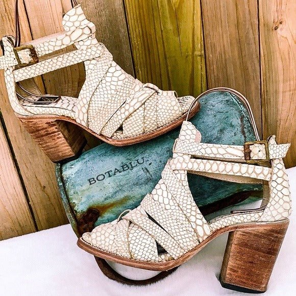 FREEBIRD BY STEVEN Claw White Snake Leather Strappy Boho Western Sandals - Botablu