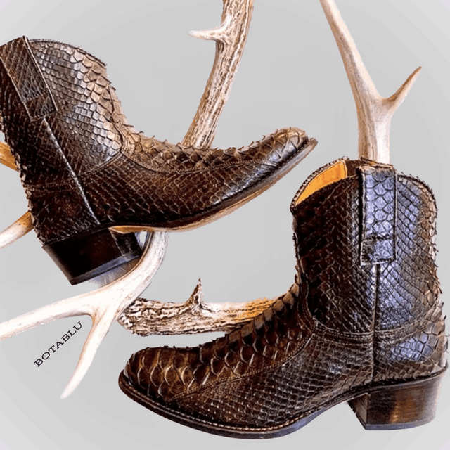 FRYE Deborah Snakeskin Python Exotic Zippered Ankle Bootie Boots - Botablu