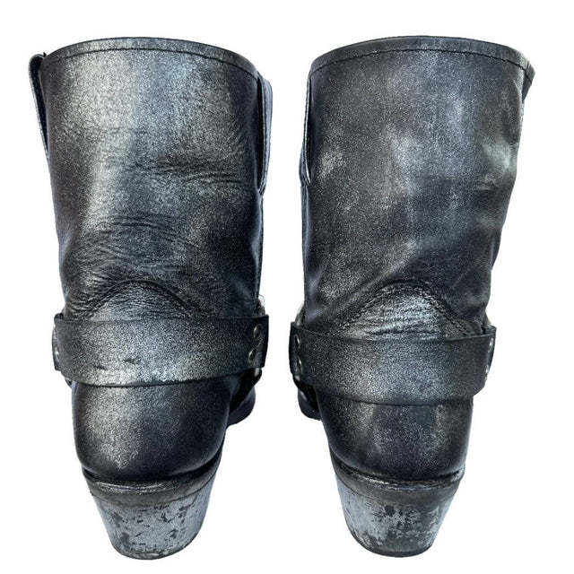 FRYE Harness Biker Moto Motorcycle Black Metallic Short Ankle Bootie Boots - Botablu