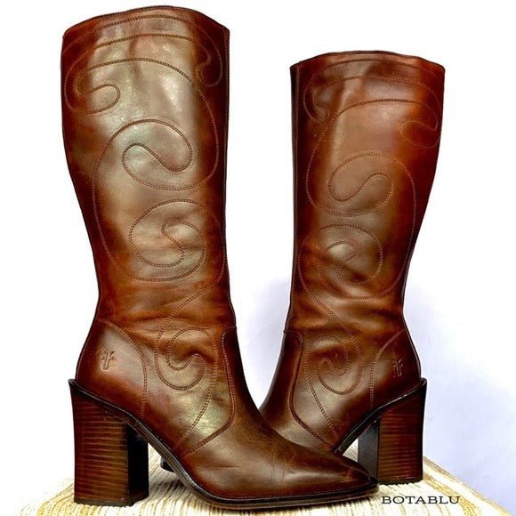 Frye Retro Swirl Stitching Tall Chunky High Heel Brown Leather Zippered Y2K Boots - Botablu