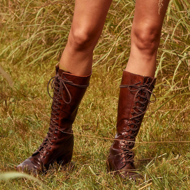 FRYE True Vintage Black Label Lace Up Tall Knee High Dark Brown Leather Boots - Botablu