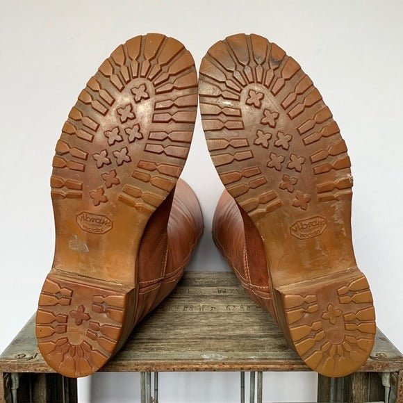 FRYE Vintage Tall Knee High Brown Leather Lug Sole Boots - Botablu