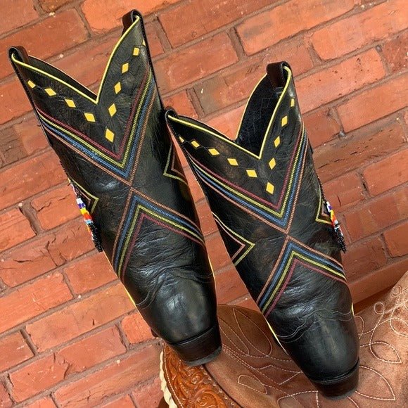 LARRY MAHAN Rare Vintage Aztec Beaded Fringe Black Leather Cowboy Western Boots - Botablu