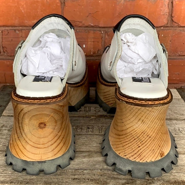 LONDON UNDERGROUND Rare Skull Platform Chunky Wooden Heel Lug Sole Clogs - Botablu