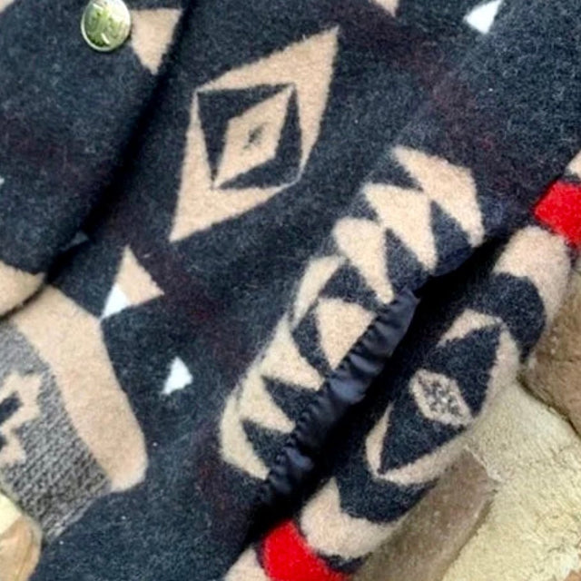 PENDLETON WOOLEN MILLS Vintage USA Wool Aztec Southwest Blanket Coat Jacket - Botablu