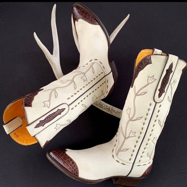 STALLION BOOT AND BELT COMPANY Custom Handmade Cowgirl Cowboy Western Boots - Botablu